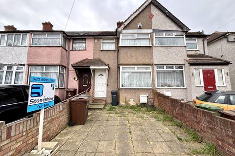 3 bedroom terraced house for sale, Oval Road North, Dagenham, RM10