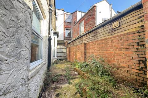 1 bedroom ground floor flat for sale, Fratton Road, Portsmouth