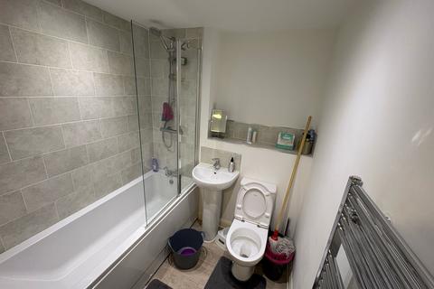 2 bedroom flat to rent, Belgrave Middleway, BIRMINGHAM