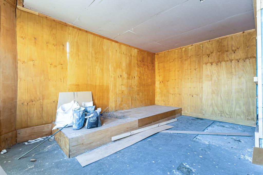 Commercial Shop
