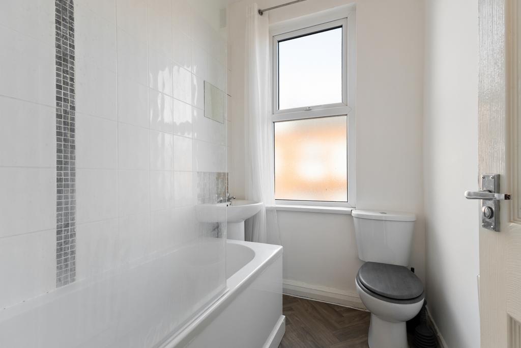 Flat - Bathroom