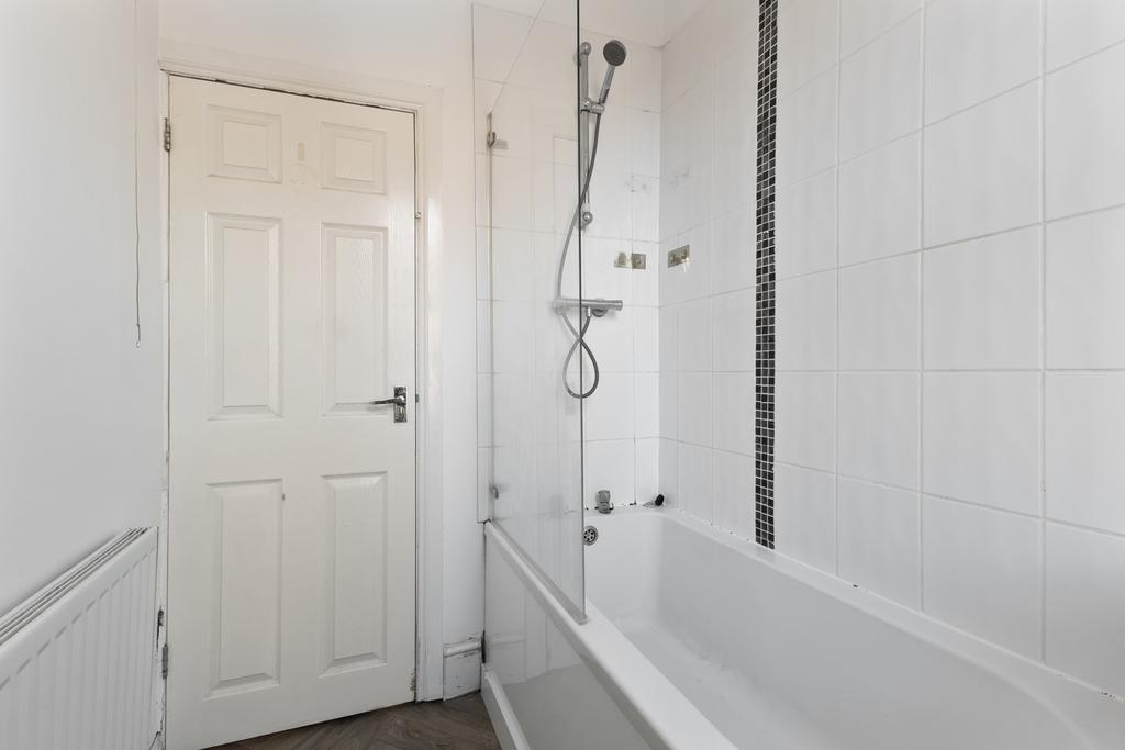 Flat - Bathroom
