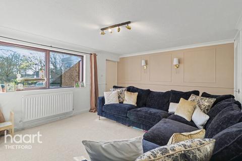 3 bedroom terraced house for sale, Anne Bartholomew Road, Thetford