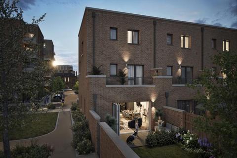 4 bedroom townhouse for sale, at North Gate Park N15