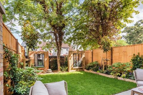 4 bedroom townhouse for sale, at North Gate Park N15