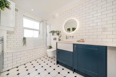 1 bedroom flat for sale, Fulham Road, London SW6