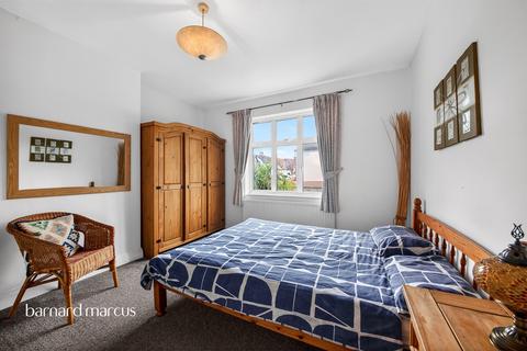 3 bedroom semi-detached house for sale, Leicester Road, Barnet