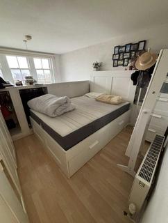 1 bedroom apartment to rent, Bloomfield Road, London SE18