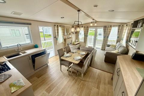 undefined, Carlton IP17