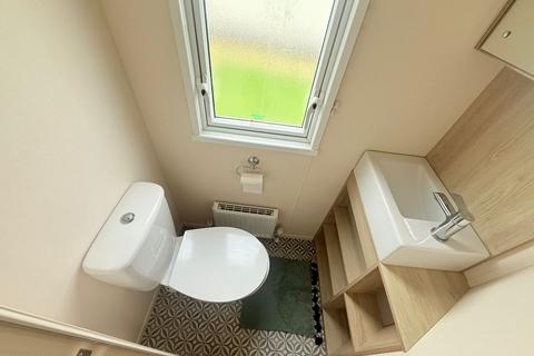 undefined, Carlton IP17