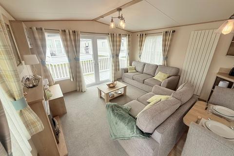 undefined, Carlton IP17