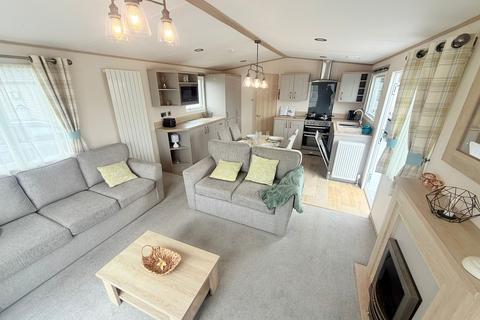 undefined, Carlton IP17