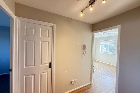undefined, Pioneer Way, WATFORD