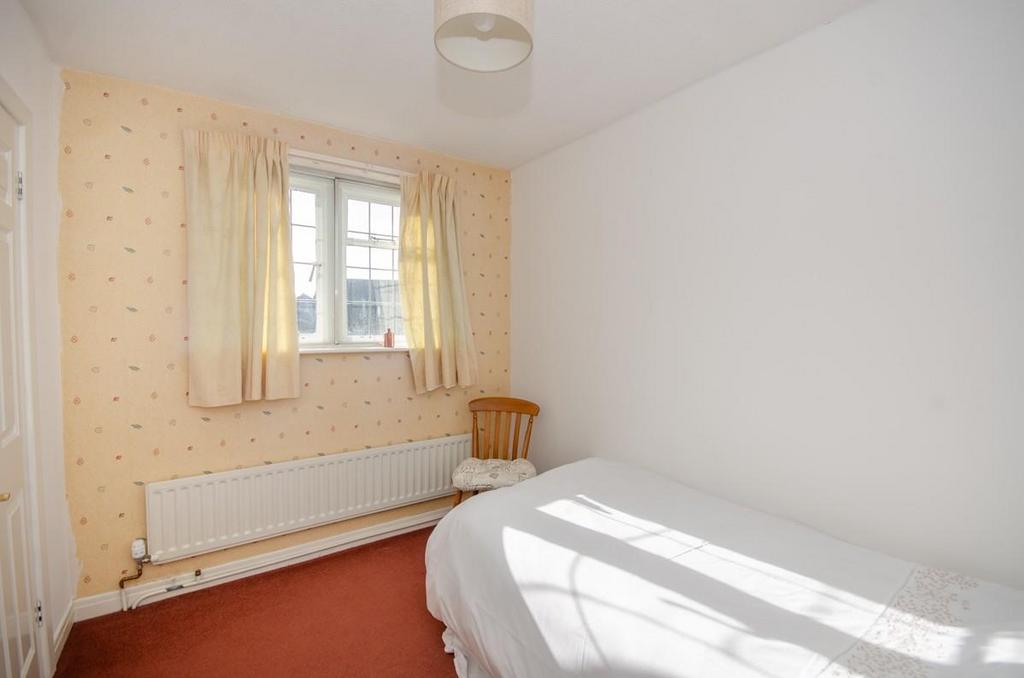 Bedroom three pic 2.jpg