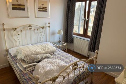 undefined, Holburn St, Aberdeen, AB10