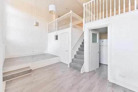 1 bedroom flat to rent, Este Road, Clapham Junction, London, SW11