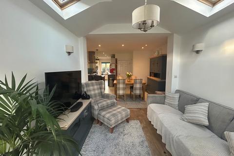 4 bedroom townhouse for sale, Buzzard Road, Calne