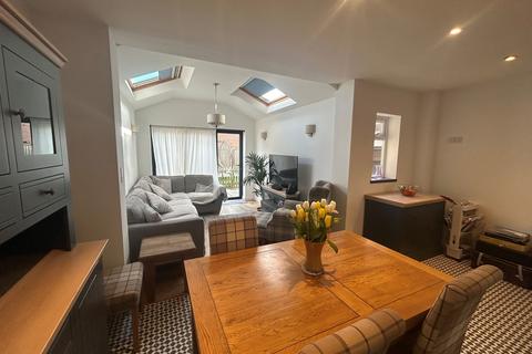 4 bedroom townhouse for sale, Buzzard Road, Calne