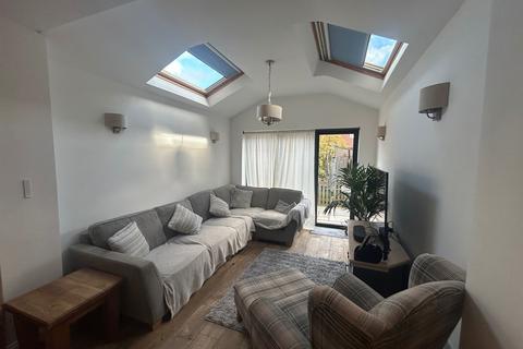 4 bedroom townhouse for sale, Buzzard Road, Calne