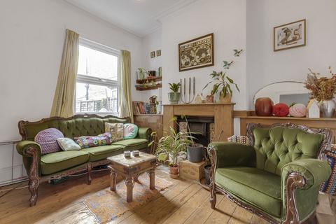 undefined, Roding Road, Hackney, E5