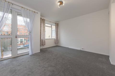 2 bedroom flat to rent, Shoot Up Hill, Kilburn, London, NW2