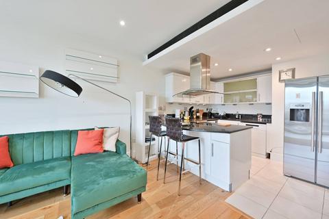 2 bedroom flat to rent, Putney Wharf Tower, Putney, London, SW15