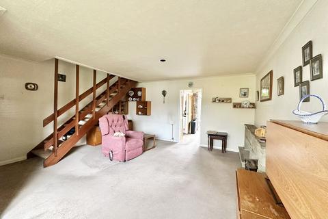 undefined, Marshalls Close, Epsom