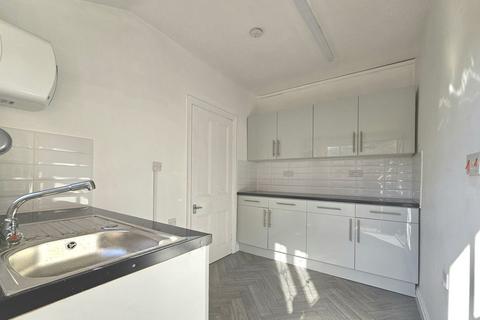 1 bedroom property to rent, Dudley Road, Tipton