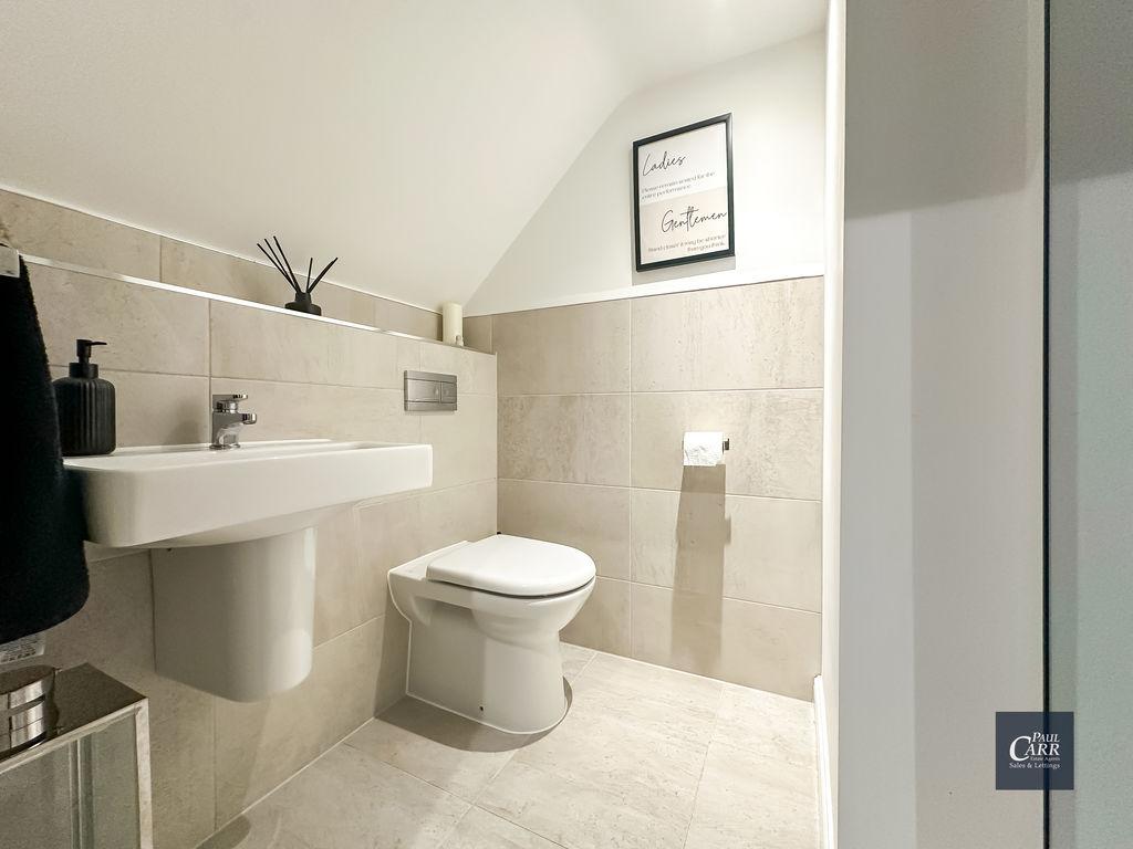 Ground floor wc