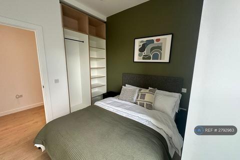 undefined, Parkview, Brentford, TW8