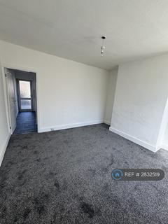 2 bedroom terraced house to rent, Block Lane, Oldham, OL9