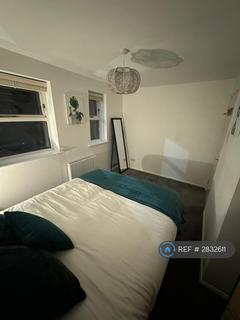 undefined, Macmillan Way, London, SW17