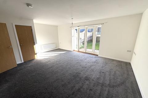 3 bedroom terraced house to rent, Appledore Grove, Brooklands, Milton Keynes