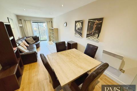 2 bedroom apartment for sale, Grove Park Oval, Newcastle Upon Tyne NE3