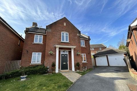 4 bedroom detached house for sale, Cerddedfa Glyder, Upper Colwyn Bay
