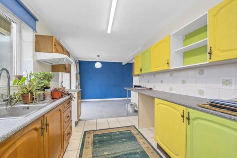 3 bedroom detached house for sale, Avenue Approach, Bury St. Edmunds