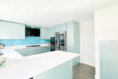 undefined, Kites Close, Bristol BS32