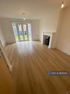 2 bedroom terraced house to rent, North Arakan Road, Devizes, SN10