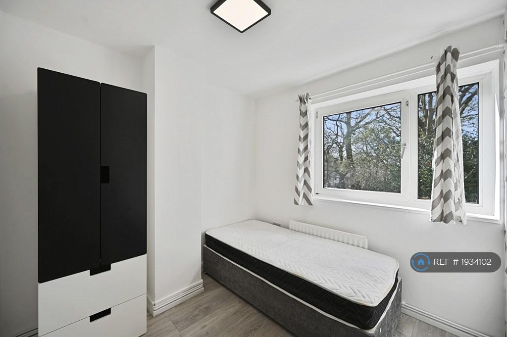 Single Bedroom