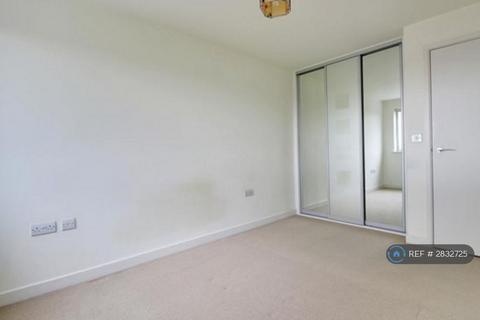 1 bedroom flat to rent, Cosmopolitan Court, Enfield, EN1