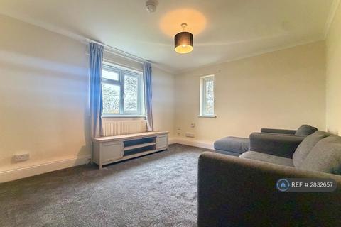 1 bedroom flat to rent, Cheeseman Close, Hampton, TW12