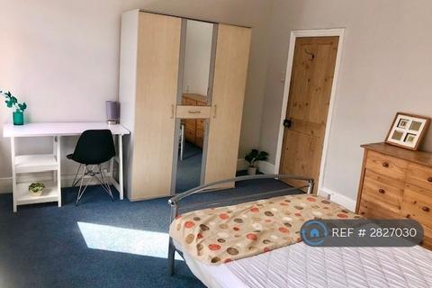 undefined, Fortuna Grove, Manchester, M19