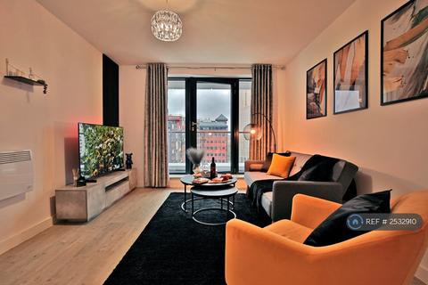 2 bedroom flat to rent, Furness Quay, Manchester, M50