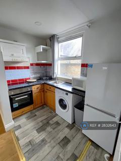 1 bedroom flat to rent, High Street, London, W3