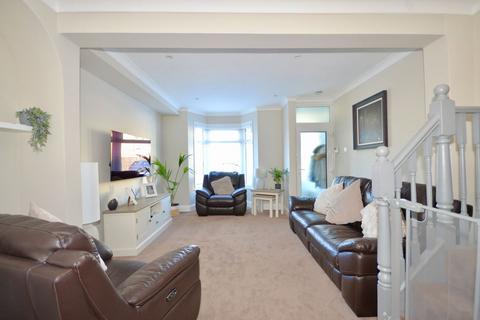 undefined, Charles Street, Greenhithe DA9