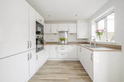 3 bedroom semi-detached house for sale, Longhorn Close, Ridgewood, Uckfield