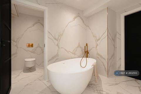 undefined, Great George Street, Leeds, LS1