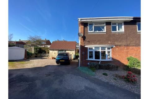 3 bedroom semi-detached house for sale, Stoneydale Close, Swadlincote, DE11