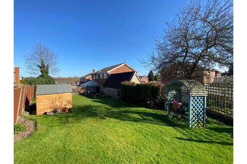 3 bedroom semi-detached house for sale, Stoneydale Close, Swadlincote, DE11