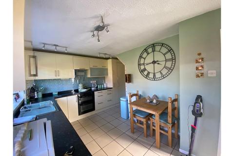 3 bedroom semi-detached house for sale, Stoneydale Close, Swadlincote, DE11